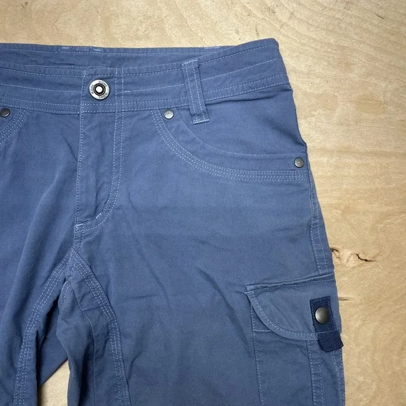 Kuhl Women's SPLASH Size 2 Cargo Shorts 10' Navy  Hiking Shorts - Picture 3 of 11